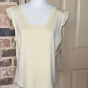 New Axcess x Claiborne Cream V-Neck Tank Top Sheer Flutter Sleeve Feminine Sz XL